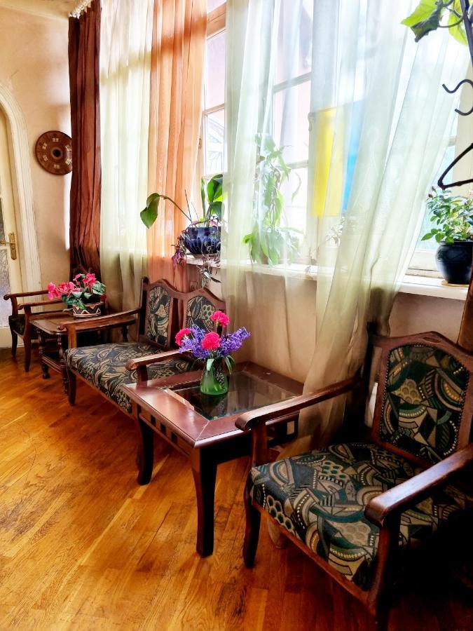 Polonia Tbilisi House Hotel Eksteriør billede