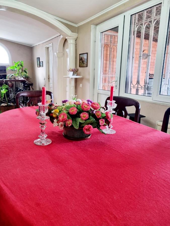 Polonia Tbilisi House Hotel Eksteriør billede