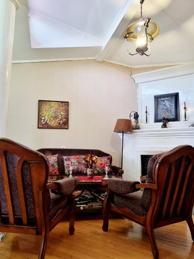 Polonia Tbilisi House Hotel Eksteriør billede