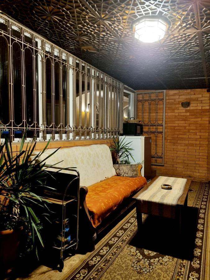Polonia Tbilisi House Hotel Eksteriør billede
