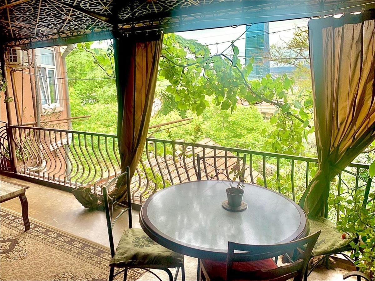 Polonia Tbilisi House Hotel Eksteriør billede